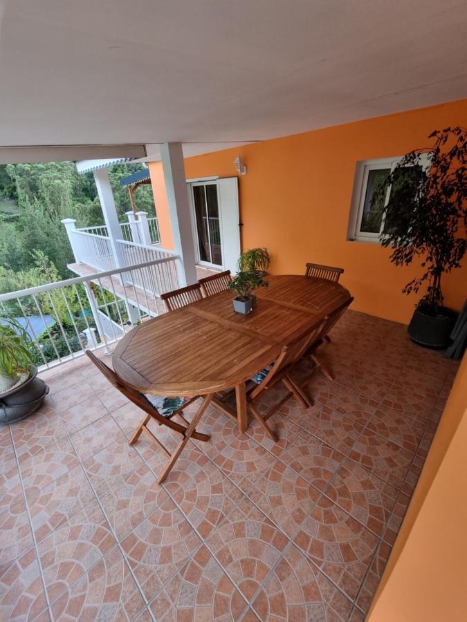 Les Begonias Villa Cilaos Exterior photo
